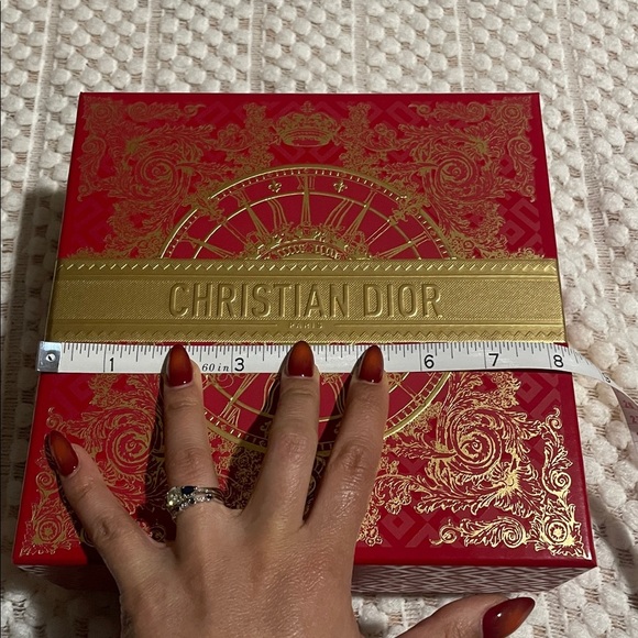 Christian Dior Limited Edition Red and Gold Gift Box - Picture 9 of 10